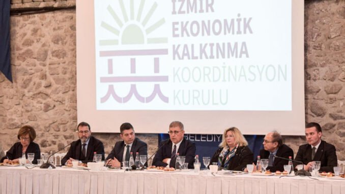 Başkan Tugay'dan İzmir'e Kentsel Dönüşüm ve Karbon Nötr Hedefi Vurgusu