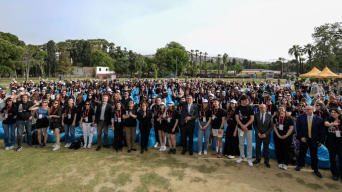 İzmir’in Dört İlçesi, Genç Tasarımcılarla 19 Mayıs’ı Kutluyor