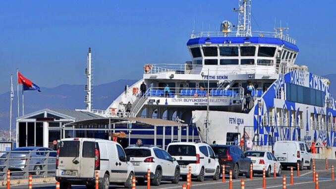 İZDENİZ Feribot Ücretlerine Düzenleme