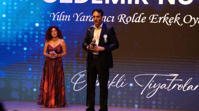 İzmir Şehir Tiyatroları’ndan Bir Sanatçıya Daha Nutku Ödülü