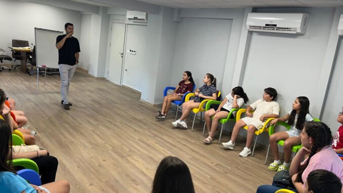 İzmir’de Akran Zorbalığına Karşı Farkındalık Programı