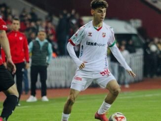 Karşıyaka’da Ayrılık ve Bilet Krizi - Merhaba İzmir