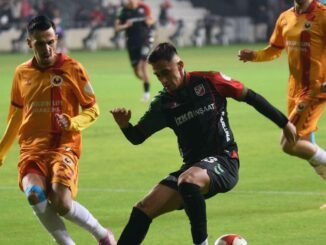 Selim Demirci Karşıyaka’ya Döndü - Merhaba İzmir