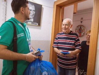 İzmir'de Evden Atık Toplama Projesi 9 İlçe ve 33 Mahallede Başladı - Merhaba İzmir