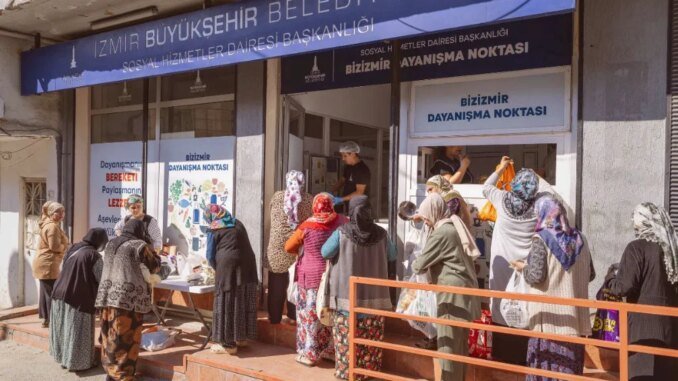 İzmir’de 15 Dayanışma ve Danışma Noktasıyla Sosyal Destek - Merhaba İzmir