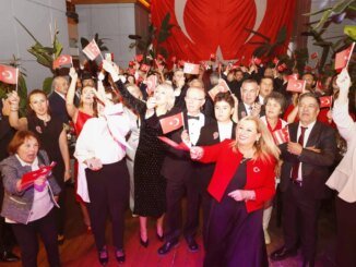 İZSİAD’dan 29 Ekim’e Görkemli Cumhuriyet Balosu - Merhaba İzmir